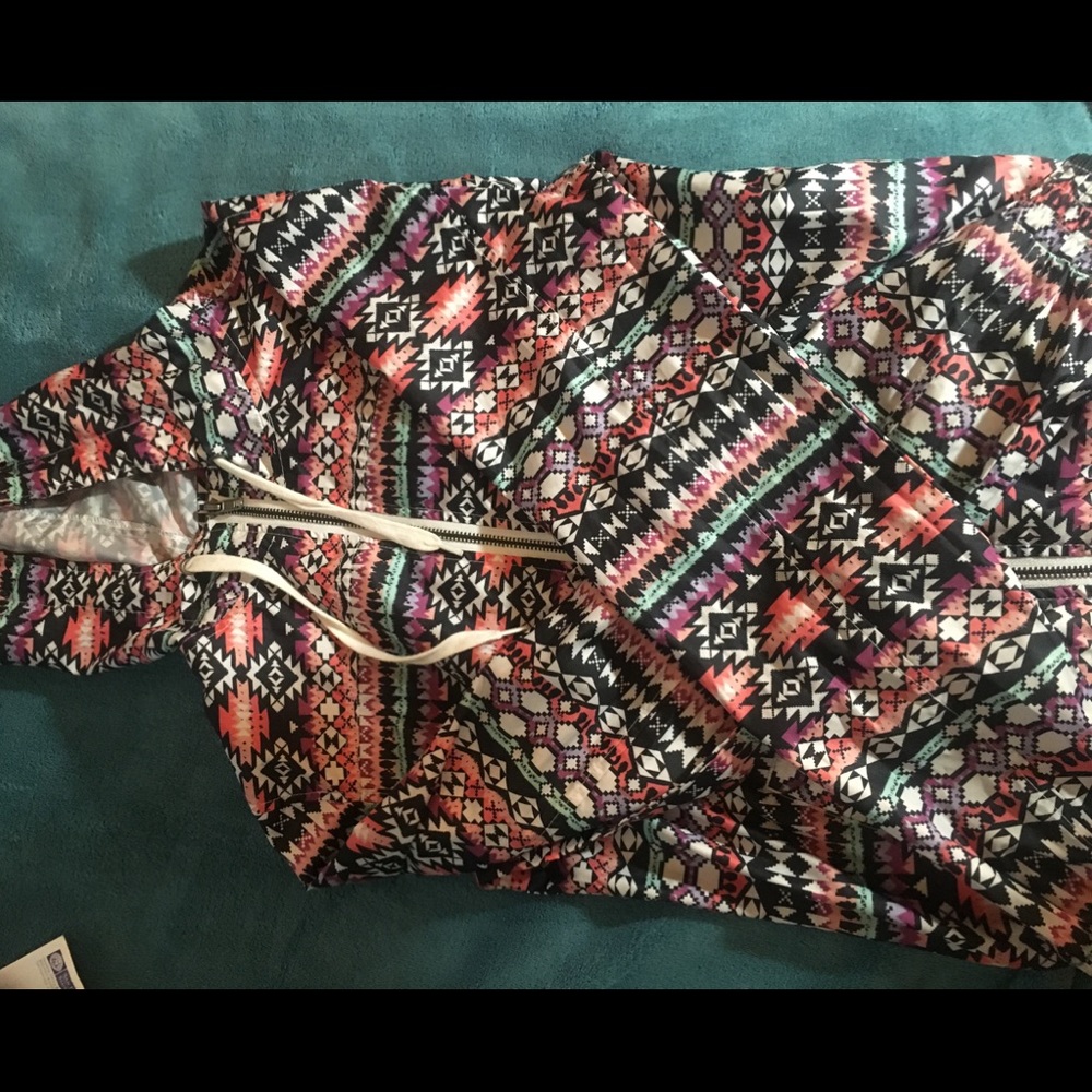 Tillys Windbreaker